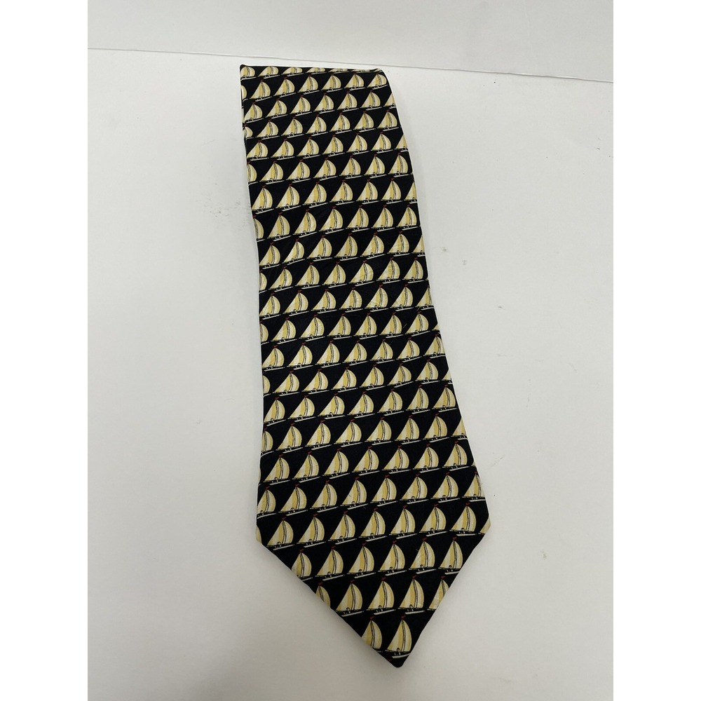 Museum Artifacts Silk Mens Neck Tie Sailboats Deep Blue Nautical Long 4 Inch USA